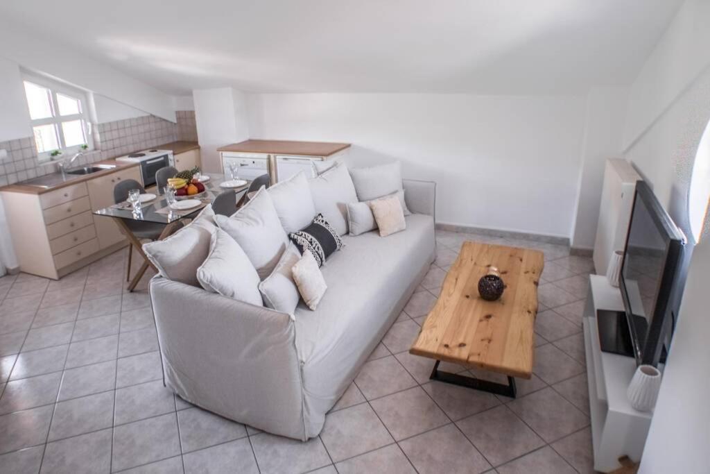 Villa Ventus, 40Sqm Private Pool & Hot Tub! Ruszoszpíti Kültér fotó