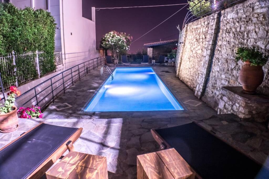 Villa Ventus, 40Sqm Private Pool & Hot Tub! Ruszoszpíti Kültér fotó