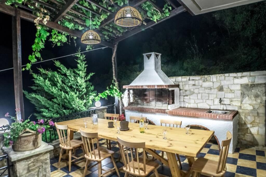 Villa Ventus, 40Sqm Private Pool & Hot Tub! Ruszoszpíti Kültér fotó