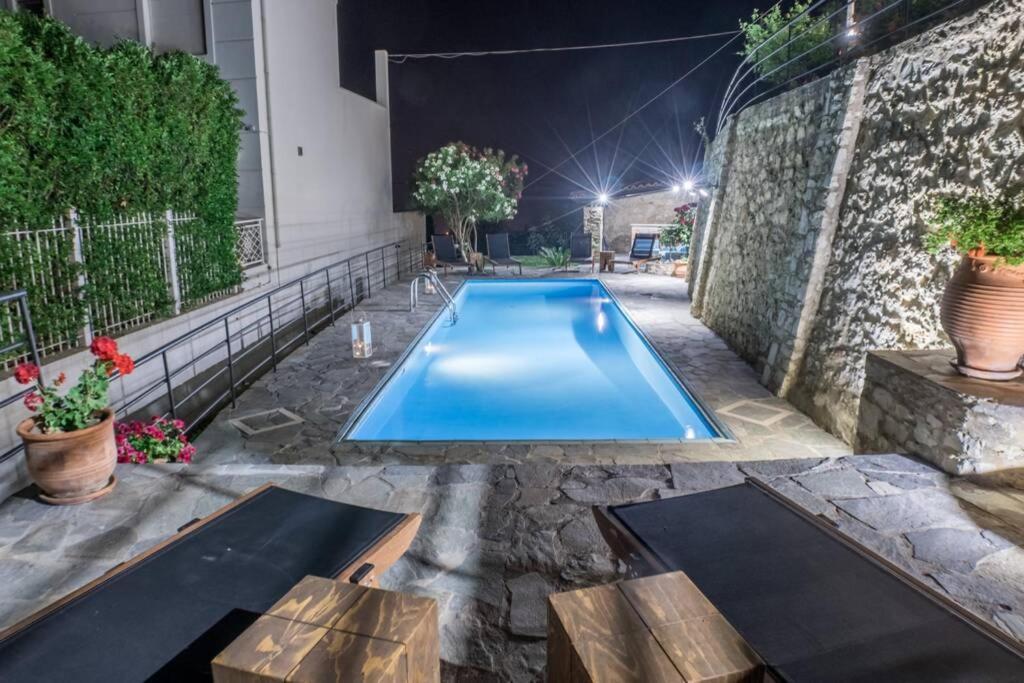 Villa Ventus, 40Sqm Private Pool & Hot Tub! Ruszoszpíti Kültér fotó