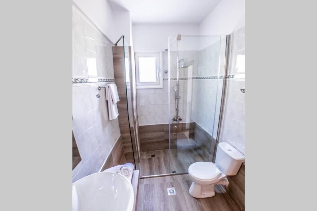Villa Ventus, 40Sqm Private Pool & Hot Tub! Ruszoszpíti Kültér fotó